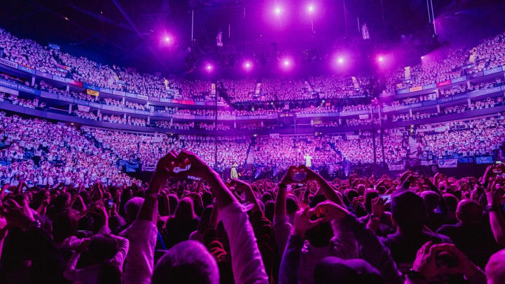 A photo from a YV concert
